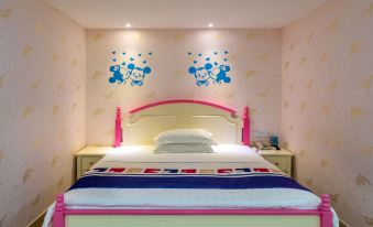 18th Haitian Holiday Theme Hotel