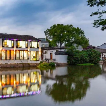Tongli Qingyuan River View Holiday Inn Hotels near Wu Jiang District