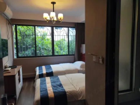 重慶春富源賓館 岱雲館附近的飯店