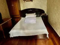 Cixi zhuanghuang Inn