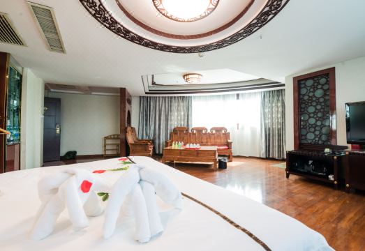 헤븐 호텔 로비