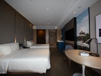 济南工业南路CBD亚朵酒店 - 高级双床房