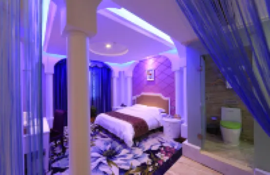 Guoran Theme Hotel (Wuhan Huquan)