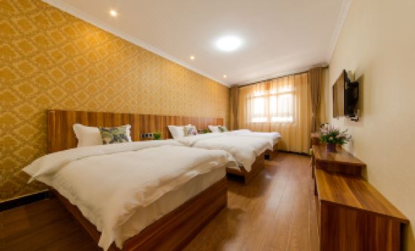 Lamtin Youth Culture Hostel