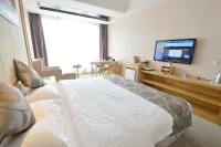 Beverly Hills Village Hotels in Nanjing