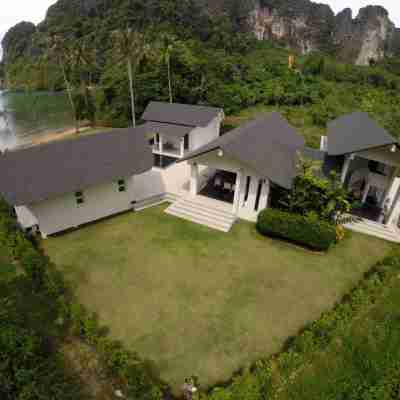 Krabi Beach House Hotel Exterior