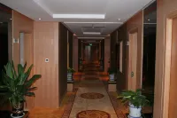 Hejin Carnival Hot Spring Hotel Hotels in Hejin