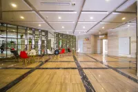 Super 8 Hotel (Anqiu Bus Station)
