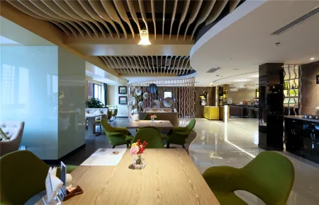 Dongmo Hotel (Train West Station Branch) Отели рядом с достопримечательностью «Baguocheng»