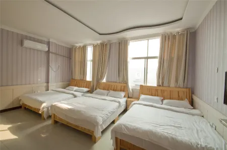 Pingyi Xinsheng Hotel Отели рядом с достопримечательностью «Yimeng Mountain turtle Scenic Area»