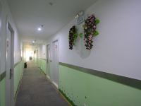 99旅馆连锁(上海影视乐园店) - 公共区域
