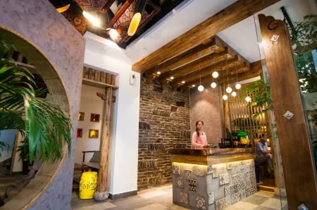 Yunmengqi Boutique Inn Отели рядом с достопримечательностью «Li Na's Villa»