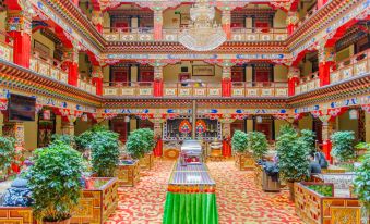 Nuobuyaju Business Hotel，Lhasa