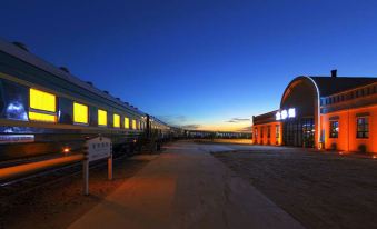 Jinshahai Desert Theme Train Hotel