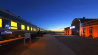 Jinshahai Desert Theme Train Hotel Hotels near 3D Glass Bridge on the Yellow River