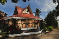 Paya Beach Spa & Dive Resort - bar