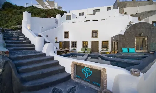 Sophia Luxury Suites