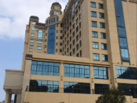 BI SHUI LAN TIAN GRAND HOTEL Hotel di Napo County