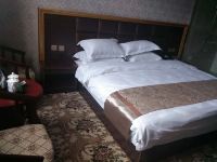 黄龙锡龙大酒店 - 大床房