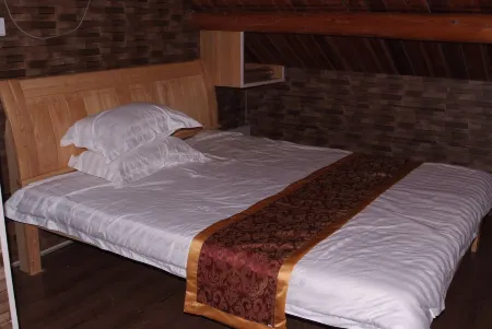 Baihe Hill Farmhouse Restaurant