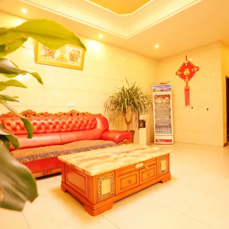 Yueyang Business Inn