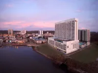 Pullman Miri Waterfront Hotels near Dewan Sebarguna Kampung Luak