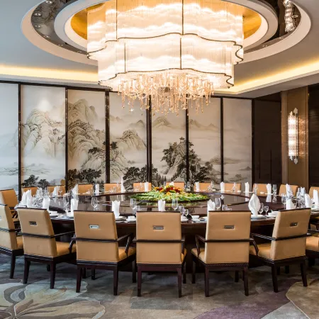 Pullman Weifang