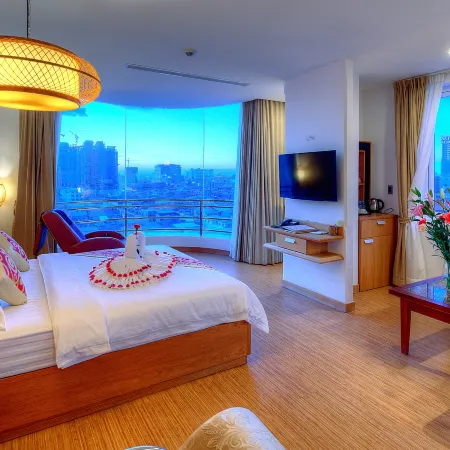 Orussey One Hotel & Apartment Отели рядом с достопримечательностью «Олимпийский стадион»