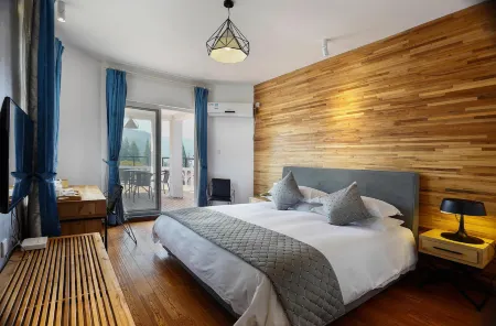 Haiyan Nanbei Lake Jinniushan Manor