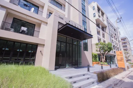 The Journey Hotel Laksi
