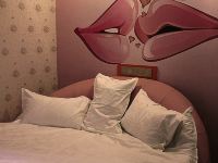 和田索菲亚主题宾馆 - 小浪漫圆床房