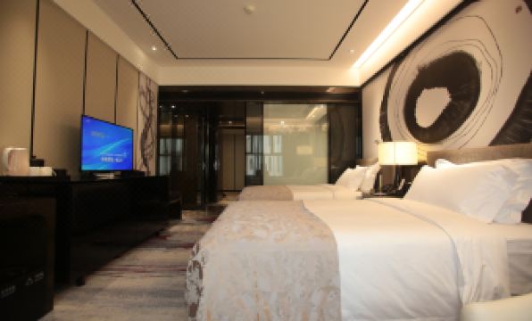 Nature Hotel Four Seasons