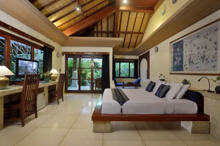 Villa Almarik Resort