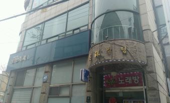 Naebang Livingtel House Seoul