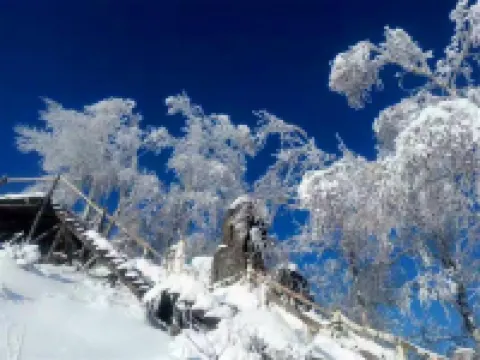 Xuexiang Guandong Inn