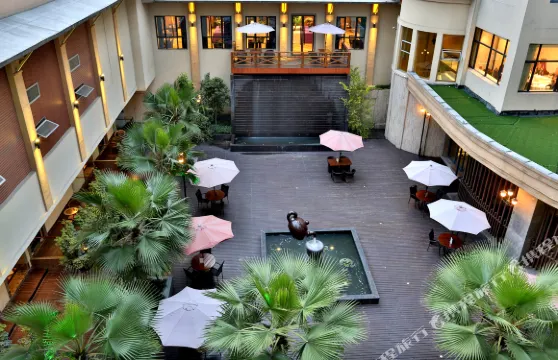 Quiet Robot瑞興庭院度假飯店（溫州鹿城五馬街商業區店）