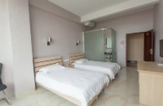 Lipu Home Bay Resort