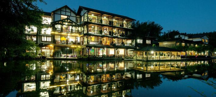 Chen's Courtyard Peninsula Courtyard Hotel Hotels in Changning