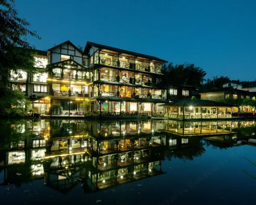 Chen's Courtyard Peninsula Courtyard Hotel Hotels in Changning