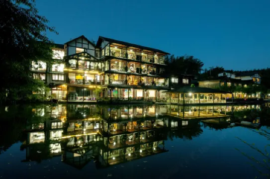 Chen's Courtyard Peninsula Courtyard Hotel