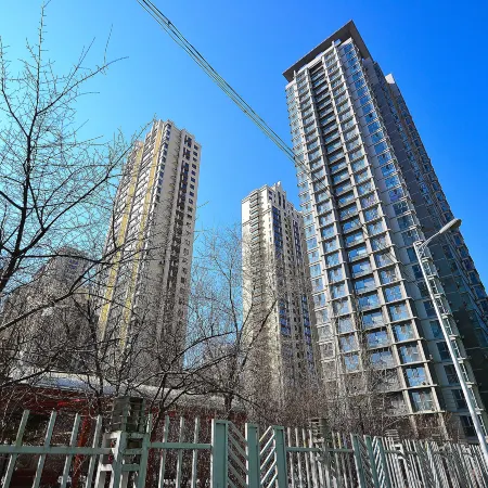 Harbin Aijianmeijia Apartment Отели рядом с достопримечательностью «Школа Ай Цзянь в Харбине»