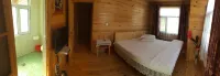 Ergunaen and Alexander Travel Home B&B