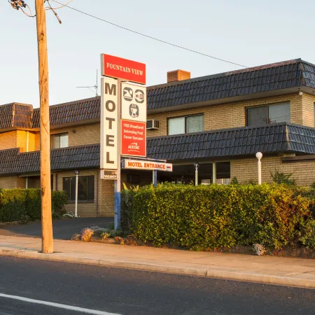 Fountain View Motel