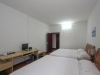 桂林西龙假日酒店 - 标准双床房