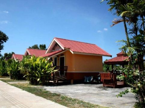 โรงแรมราชิกา แกรนด์ รีสอร์ท