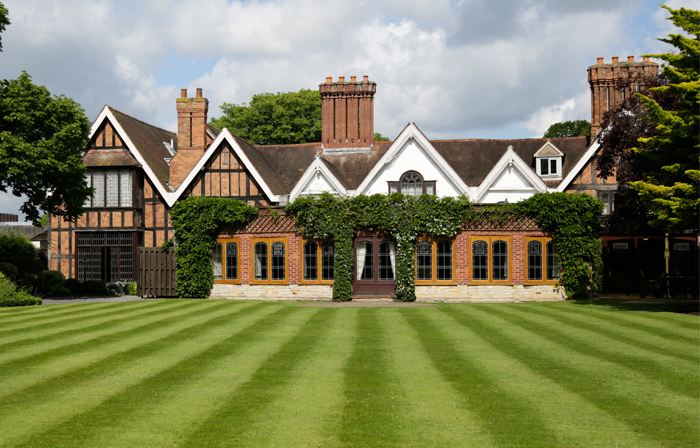 Macdonald Alveston Manor Hotel