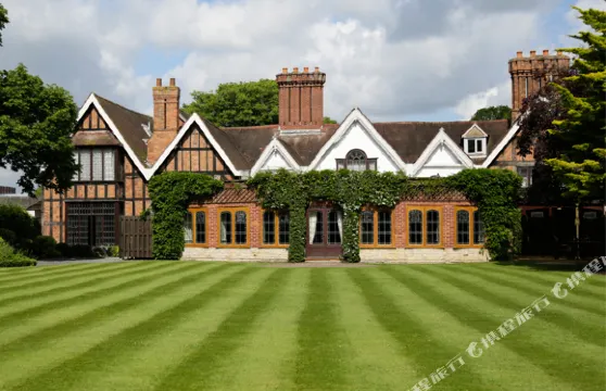 阿爾維斯頓莊園麥克唐納德酒店