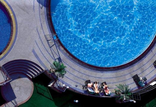 5. 그랜드 트러스텔..