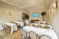 Circa 39 Hotel