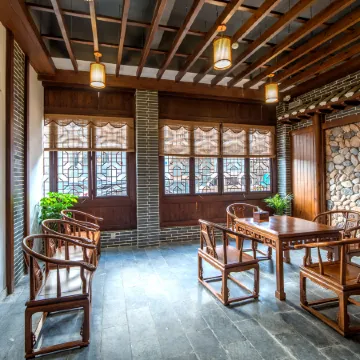 Muzitang Travel Photography Resort Hotel (Zhangjiajie National Forest Park)